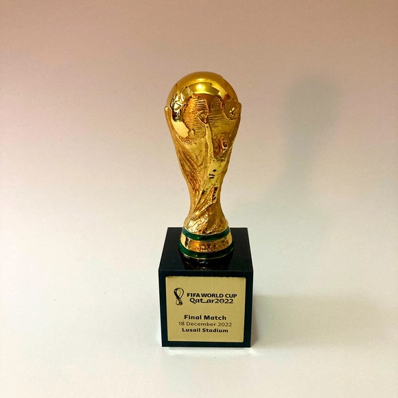 Fifa World Cup trophy 2022 Final Match - Picture 1 of 8